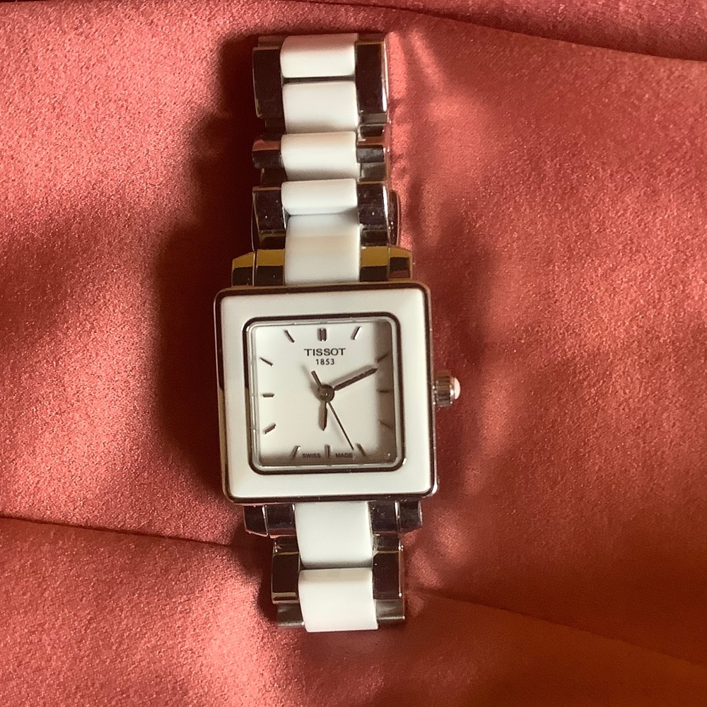 ❤️WHITE TISSOT WATCH